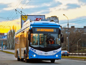 В Мариуполе троллейбусы изменят движение из-за ремонта дороги