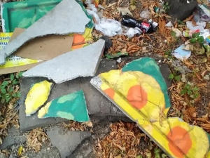 В Мариуполе разбит фрагмент стрит-арта с детским рисунком (ФОТО)