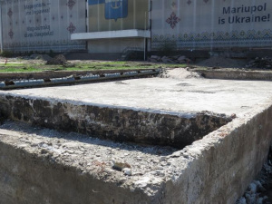 В Мариуполе приступили к созданию первого пешеходного фонтана (ФОТО)