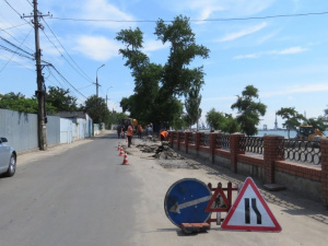 В Мариуполе, благодаря музыкальному фестивалю, отремонтировали дорогу к пляжу (ФОТО)