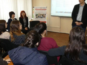 В Мариуполе в Центре занятости открыли бизнес-школу для молодежи (ФОТО)