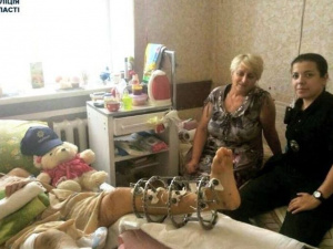 Мать и девочка, сбитые на 