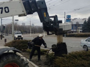 В одном из районов Мариуполя демонтировали фонтаны: в чем причина?