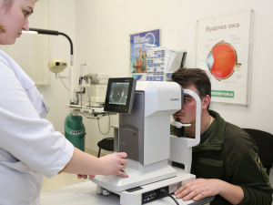Мережа оптик “Люксоптика” пропонує учасникам бойових дій безплатну перевірку зору, окуляри та лінзи