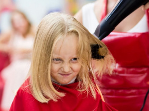 В Мариуполе разыскивают детских парикмахеров