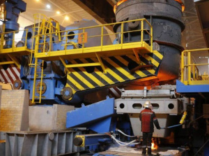 В Мариуполе Президент Украины запустил экологичный сталелитейный комплекс МНЛЗ-4 стоимостью 150 млн долларов США (ФОТО)