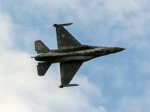 Україна може отримати першу партію літаків F-16 до кінця року – ISW
