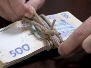 Мариупольцам выплатят помощь в размере более 300 тысяч гривен