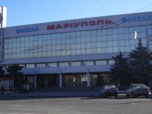 Движение поездов в Мариуполе приостановлено — официально