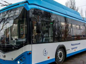В Мариуполь прибыли еще 15 новых троллейбусов (ФОТО)