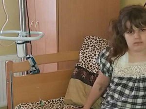 Усилиями мариупольцев 9-летняя Даша Дросова лечится в Киеве, но ей все так же нужна помощь (ФОТО)