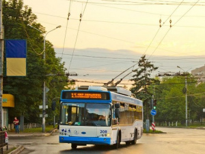 Троллейбус №15 в Мариуполе разделили на два маршрута