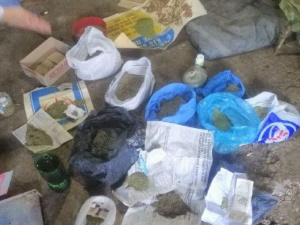 В Мариуполе задержали мужчину с наркотиком на сумму 300 тысяч гривен (ФОТО)