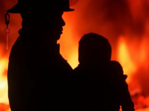 Прокуратура Донецкой области спасала детей от пожаров, требуя закрыть школы и детсады
