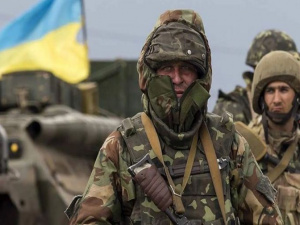 Оборона Украины: в ход идет все, начиная от деревьев и рельсов до взорванных мостов и дорог