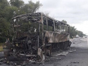 Международный автобус Польша-Мариуполь сгорел дотла: один пассажир погиб и 11 оказана медпомощь