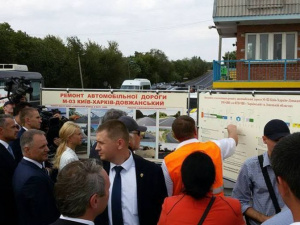 На Донетчине за 86,9 млн гривен отремонтируют дорогу, связывающую Славянск и Изюм