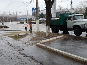 В Мариуполе гололед привел к сбоям в работе пассажирского транспорта (ФОТО+ДОПОЛНЯЕТСЯ)