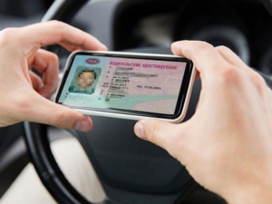 Вас узнают десятки миллионов людей: мариупольцы могут стать лицом электронных водительских прав