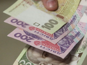 В Мариуполе снова предложили повысить зарплату чиновникам (ФОТО)