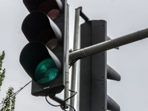 В центре Мариуполя установят экономичные австрийские светофоры