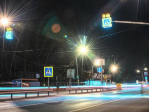 В Мариуполе предлагают подсветить пешеходные переходы
