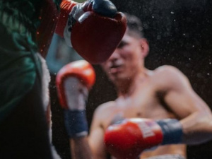 «Мариупольское ТВ» покажет главные бои Чемпионата по боксу в прямом эфире