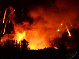 Мариуполь сотрясался от мощных взрывов, испугавших жителей