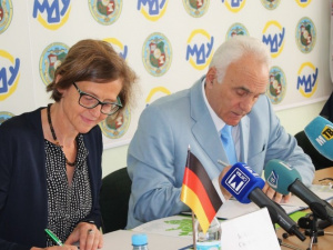 Мариупольский вуз подписал договор с Гете-Институтом (Германия) (ФОТО)