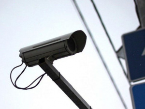 «Умные» камеры полиции Донетчины научились распознавать лица за стеклом автобуса (ФОТО)