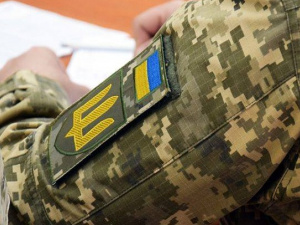 Мобілізація чи рекрутинг: що робити строковикам, у яких закінчується відстрочка
