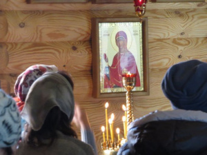 Православные христиане Мариуполя празднуют Рождество Христово