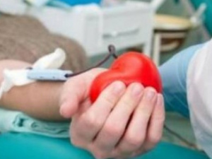 Ежедневно в Мариуполе около 50 человек делятся своей кровью и плазмой 