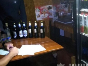 В Мариуполе «наливайки» заплатят более миллиона гривен за продажу алкоголя детям (ФОТО)