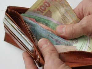 На Донетчине зарплата увеличилась на 10% - до 6 тысяч гривен