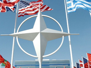 НАТО осудило блокаду в Донбассе