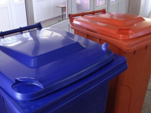 В Мариуполе набирает популярность движение по сортировке мусора (ФОТО)