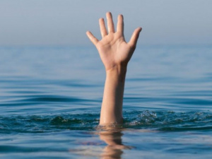 На побережье Мариуполя утонул мужчина