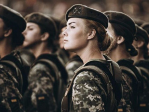 Стоит ли украинкам спешить с постановкой на военный учет – разъяснения Минобороны