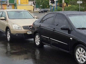 В Центральном районе Мариуполя произошло три аварии (ВИДЕО)