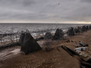 Европе показали снимки мертвого Азовского побережья в Широкино (ФОТО)