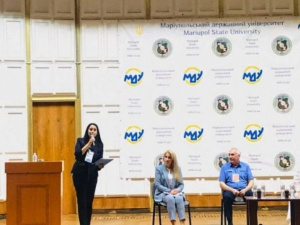 Педагоги со всей Украины обмениваются опытом с мариупольскими учителями