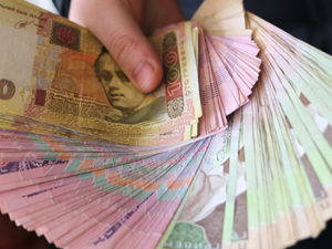 Украинцам, потерявшим заработок из-за карантина, выплатят денежную компенсацию