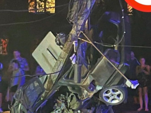Жуткое ДТП в Мариуполе: машина – всмятку, водитель погиб
