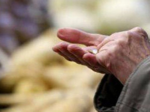 На Донбассе 700 тысяч пенсионеров лишены доступа к пенсии