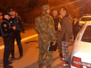 В Мариуполе стреляли в прохожего: задержаны четверо подозреваемых (ФОТО)