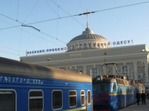 Новый поезд Одесса-Мариуполь будет курсировать уже в июне по модернизированному участку