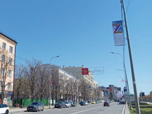 Знищили місто — тепер святкують: у Маріуполі готують парад 