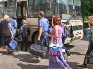 Для переселенцев в Мариуполе предлагают создать центр помощи (ФОТО)