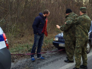 Под Славянском полицейские «вытянули» мариупольцев из беды